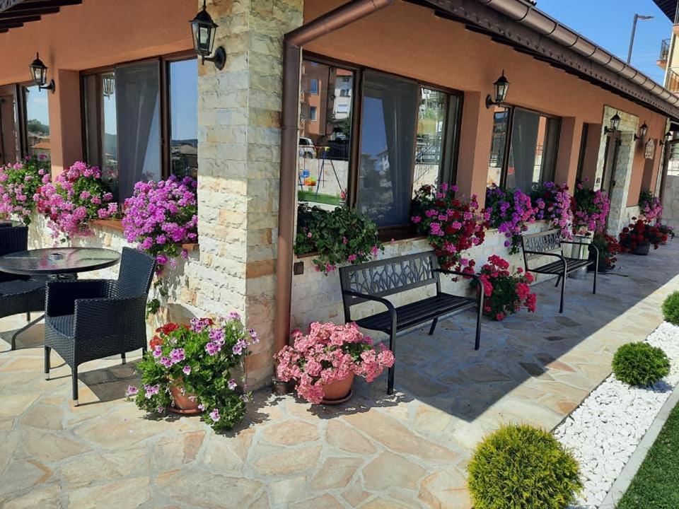 Perla Hotel Dospat Exterior photo